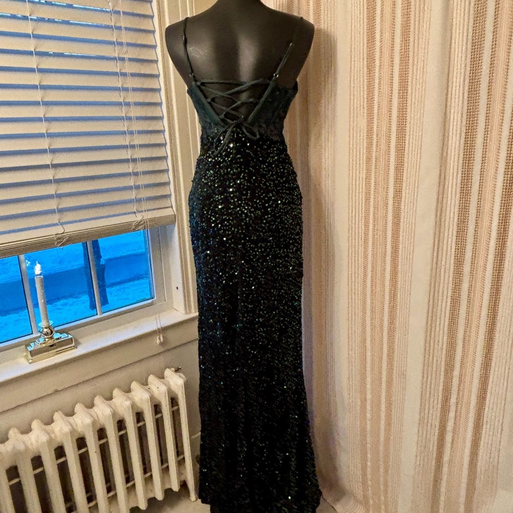 Elegant Dark Green Sparkly Sequin Evening Gown - Picture 8 of 8